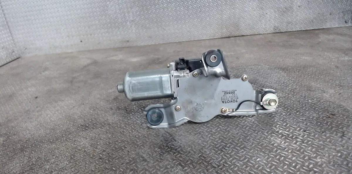 Moteur essuie-glace ar gauche TOYOTA COROLLA 10  0 occasion