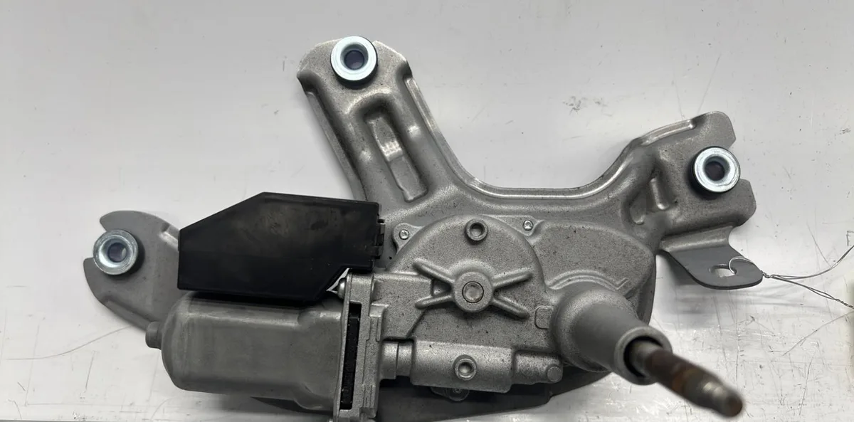 Moteur essuie-glace ar gauche TOYOTA COROLLA E21 BREAK occasion