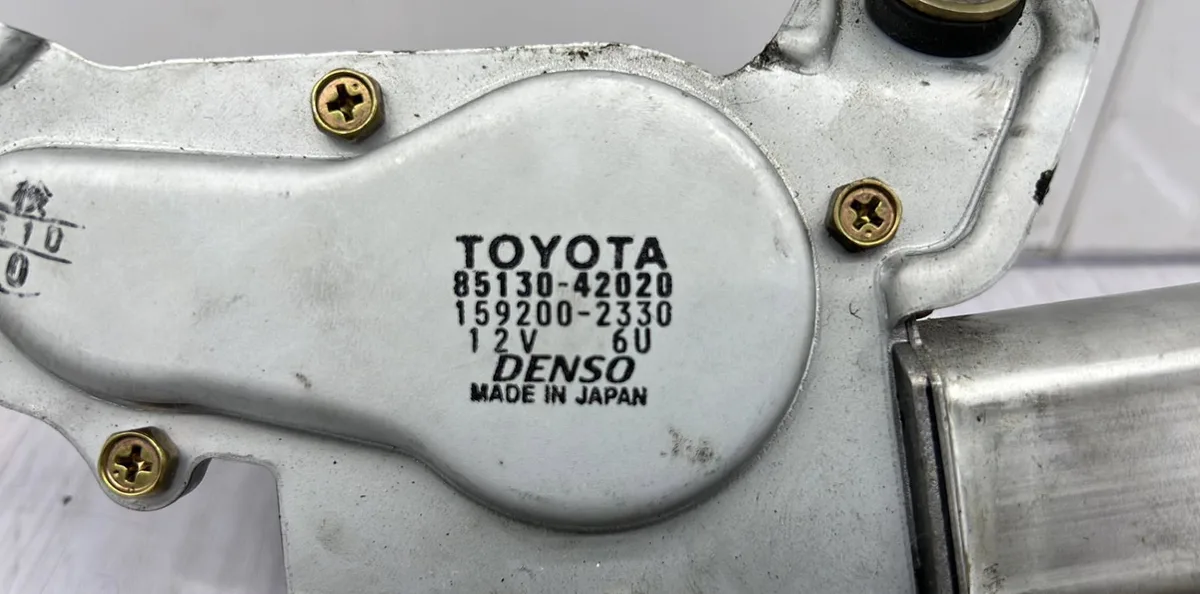Moteur essuie-glace ar gauche TOYOTA RAV4 1 PHASE 2 occasion