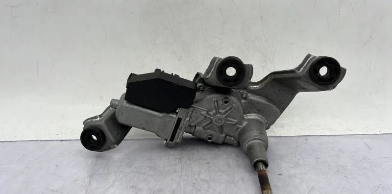 Moteur essuie-glace ar gauche TOYOTA VERSO PHASE 1 occasion