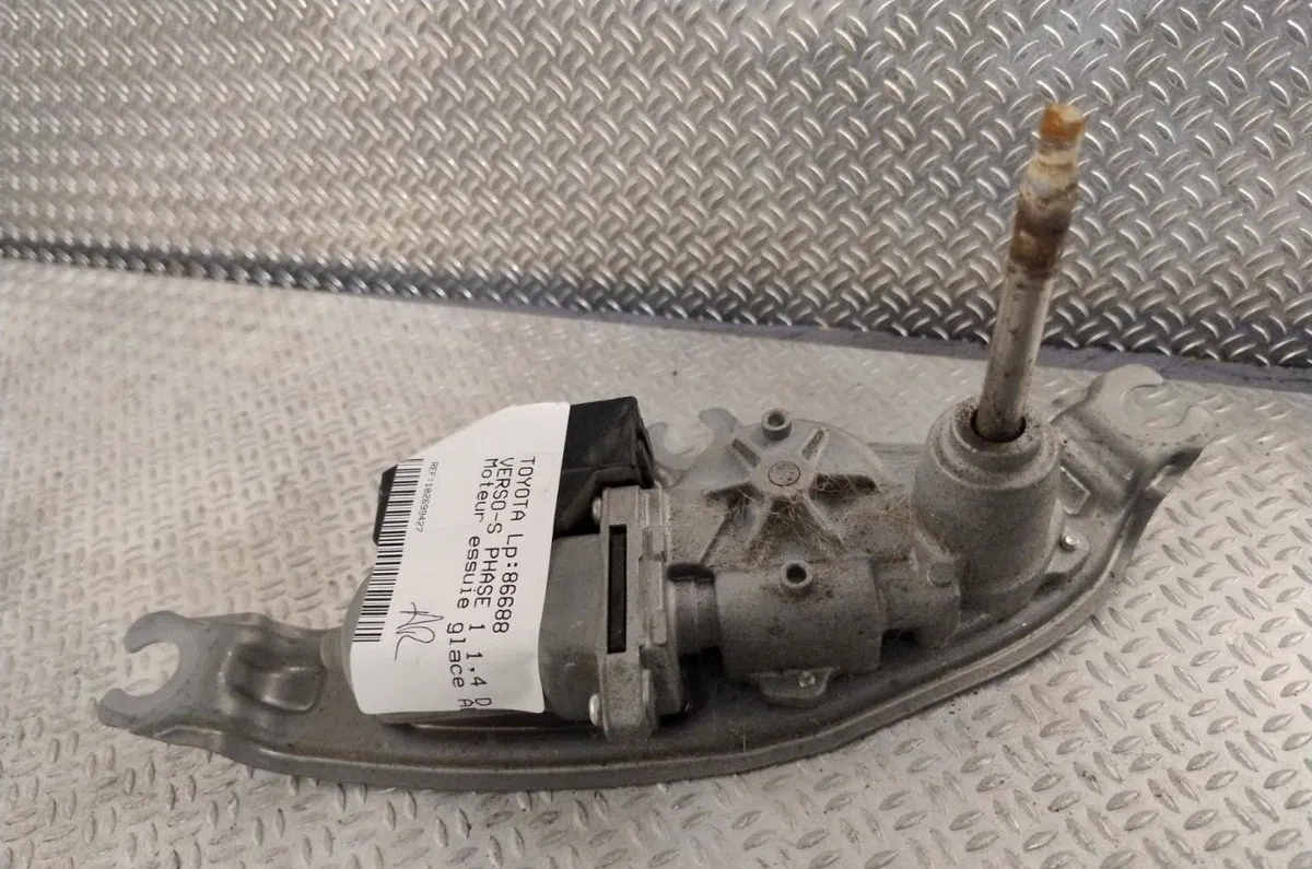 Moteur essuie-glace ar gauche TOYOTA VERSO-S  VERSO-S PHASE 1 occasion