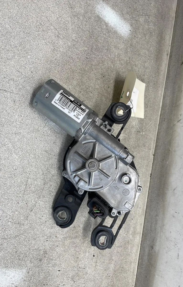 Moteur essuie-glace ar gauche Volkswagen GOLF VII (5G1, BQ1, BE1, BE2) 1.0 tsi (2015-2020) occasion