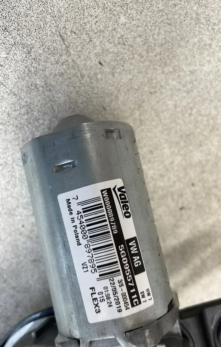 Moteur essuie-glace ar gauche Volkswagen GOLF VII (5G1, BQ1, BE1, BE2) 1.0 tsi (2015-2020) occasion