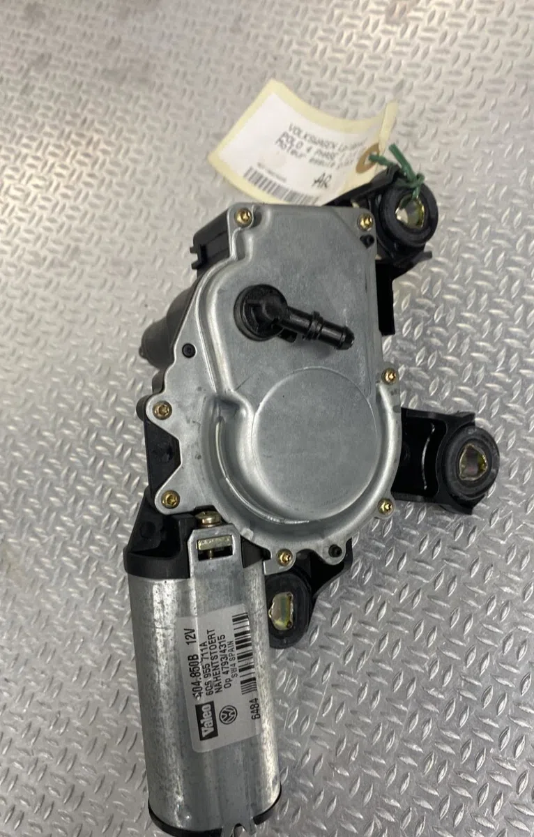 Moteur essuie-glace ar gauche VOLKSWAGEN POLO 4  POLO 4 PHASE 1 occasion
