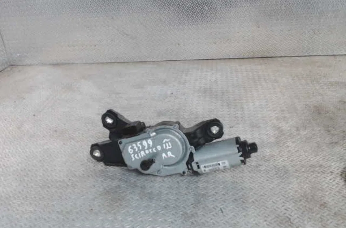 Moteur essuie-glace ar gauche VOLKSWAGEN SCIROCCO 3  SCIROCCO 3 PHASE 1 COUPE occasion