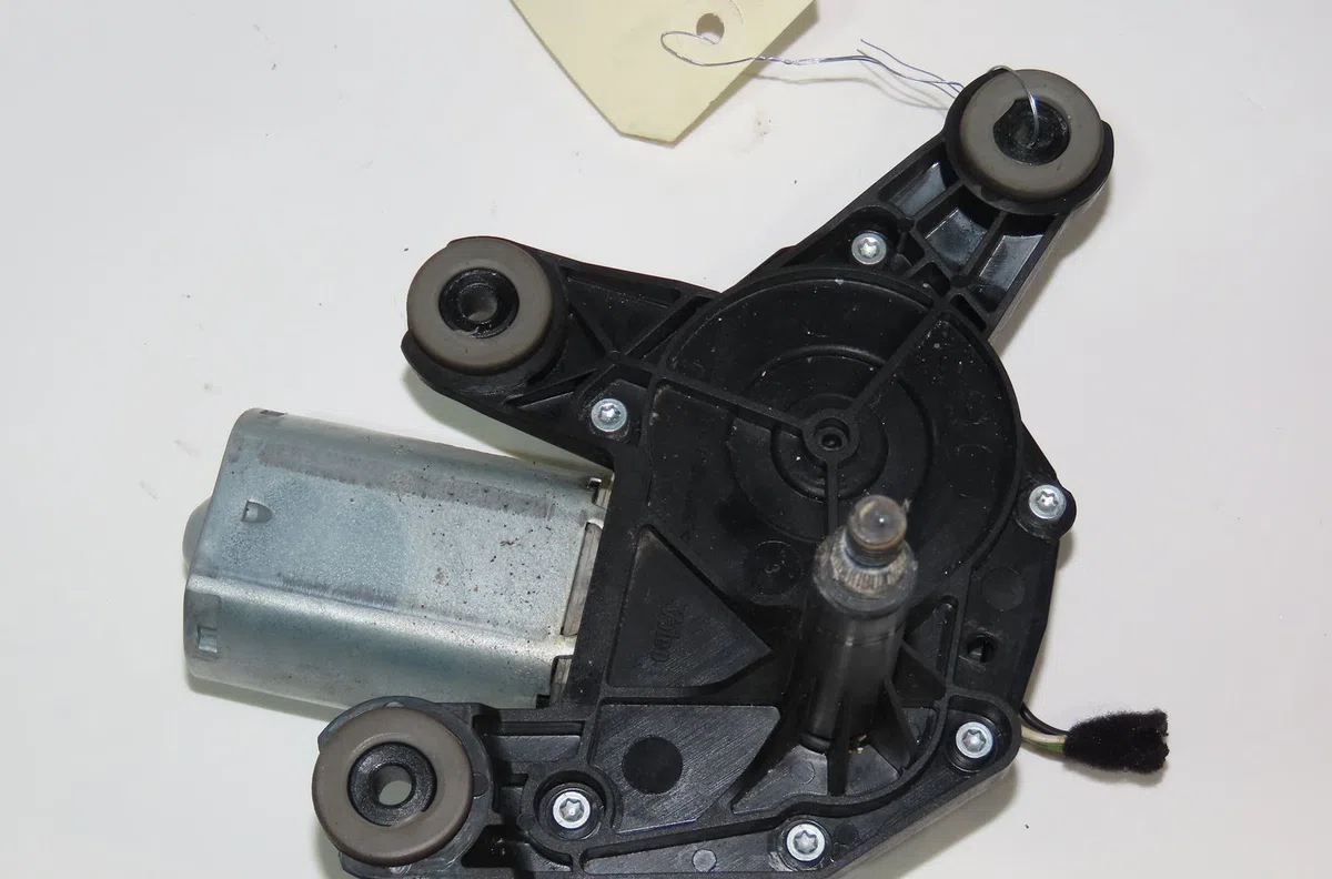 Moteur essuie-glace arrière Alfa romeo MITO (955_) 1.4 multiair (955axl1b) (2009-2013) occasion