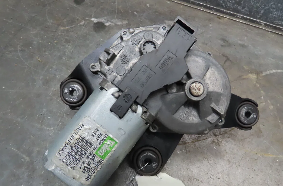 Moteur essuie-glace arrière Alfa romeo MITO (955_) 1.6 jtdm (955axc1b) (2008-2015) occasion