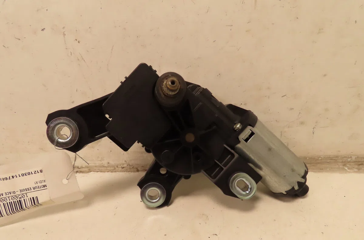 Moteur essuie-glace arrière Audi A1 Sportback (8XA, 8XF) 1.4 tfsi (2011-2015) occasion