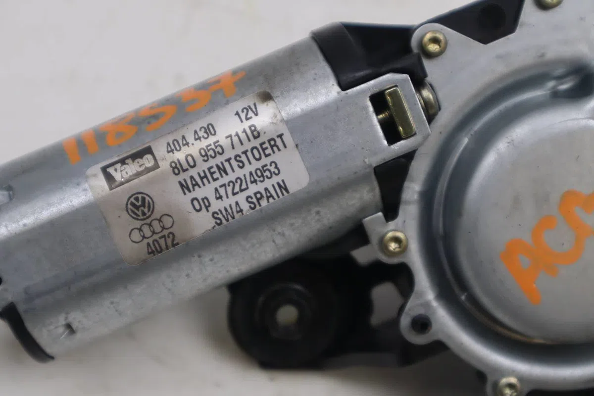 Moteur essuie-glace arrière Audi A3 (8L1) 1.9 tdi (1996-2001) occasion