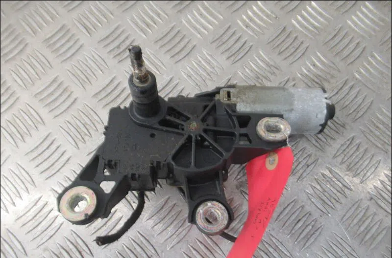 Moteur essuie-glace arrière Audi A3 (8L1) 1.9 tdi (1996-2001) occasion