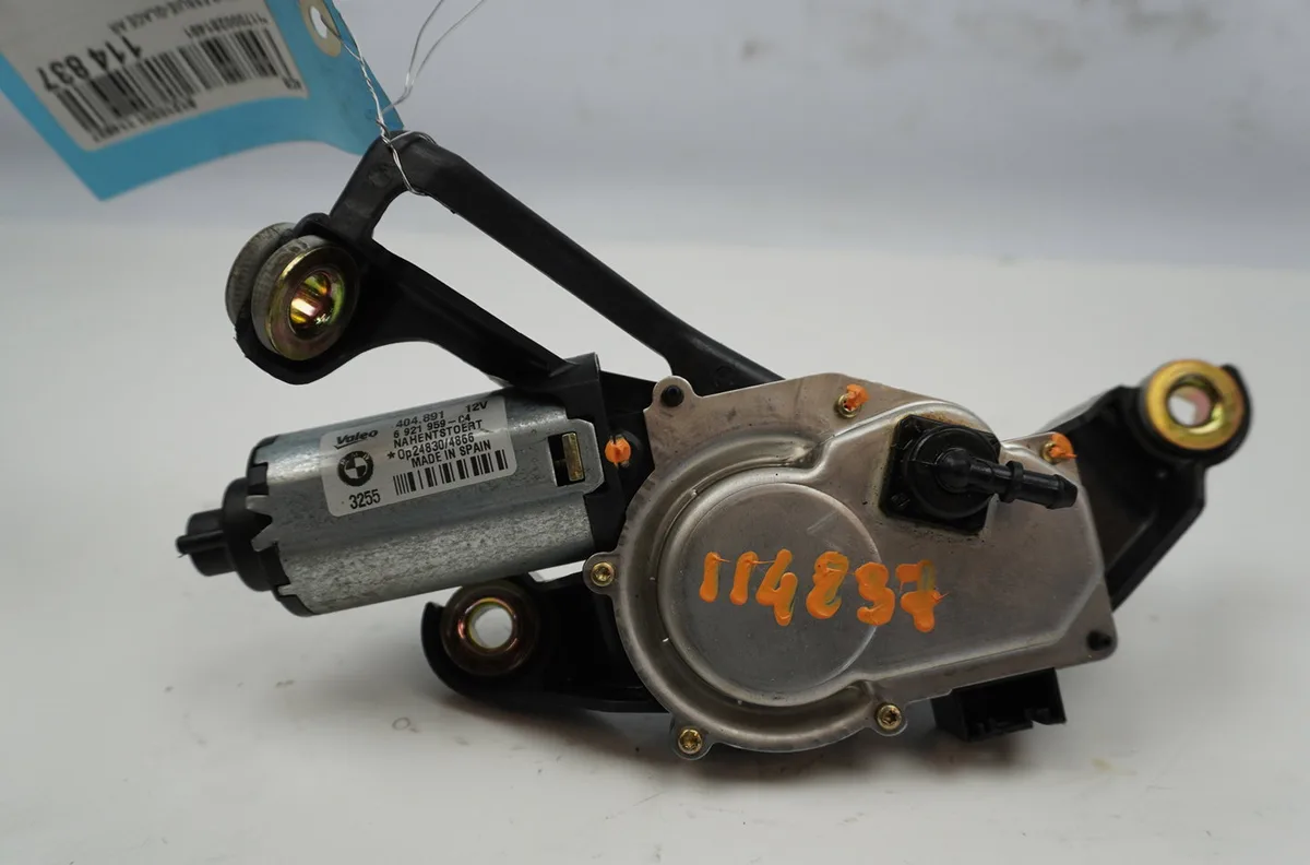 Moteur essuie-glace arrière B.M.W. SERIE 1 I 2005 occasion