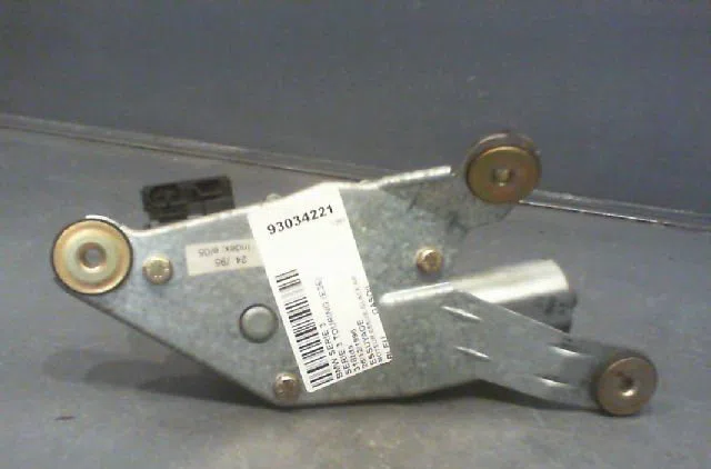 Moteur essuie-glace arrière B.M.W. SERIE 3 1996 occasion