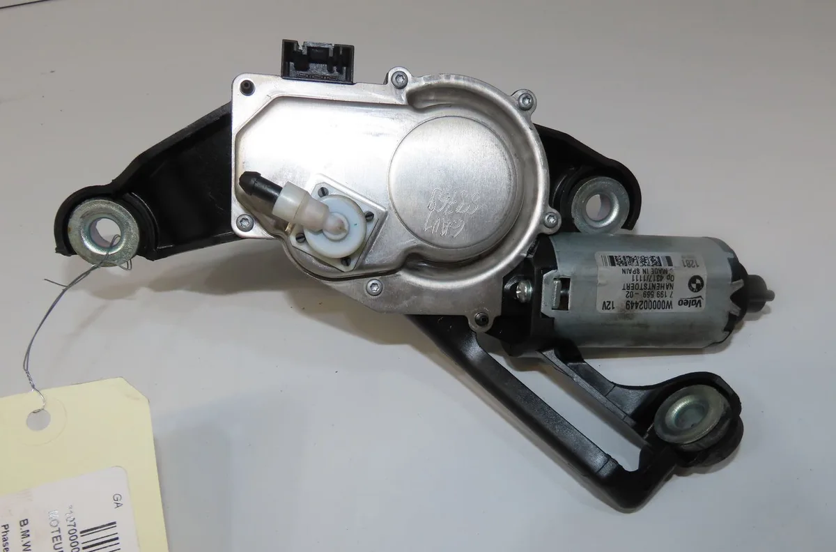 Moteur essuie-glace arrière Bmw 1 (E87) 118 d (2004-2007) 5 portes occasion