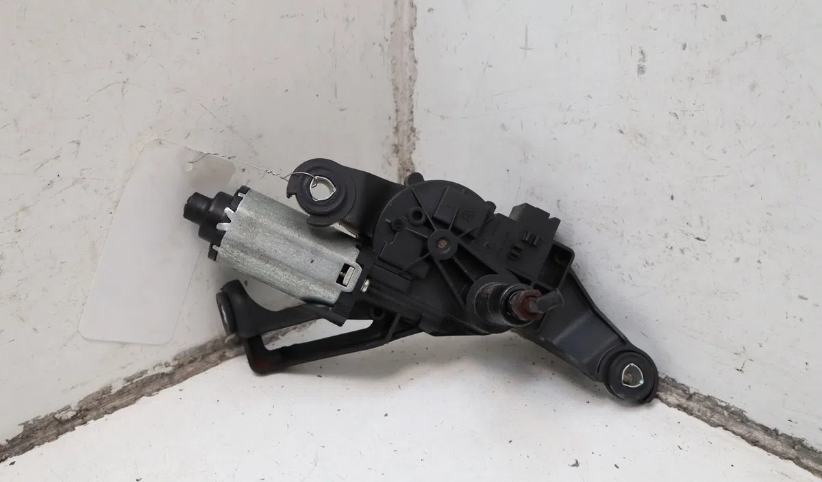 Moteur essuie-glace arrière Bmw 1 (E87) 120 d (2004-2011) occasion