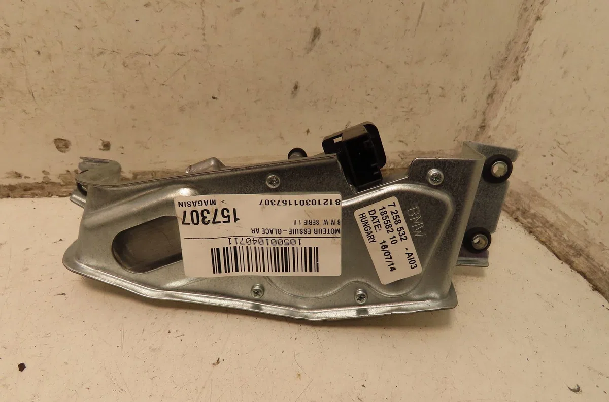 Moteur essuie-glace arrière Bmw 1 (F20) 116 d (2012-2015) occasion