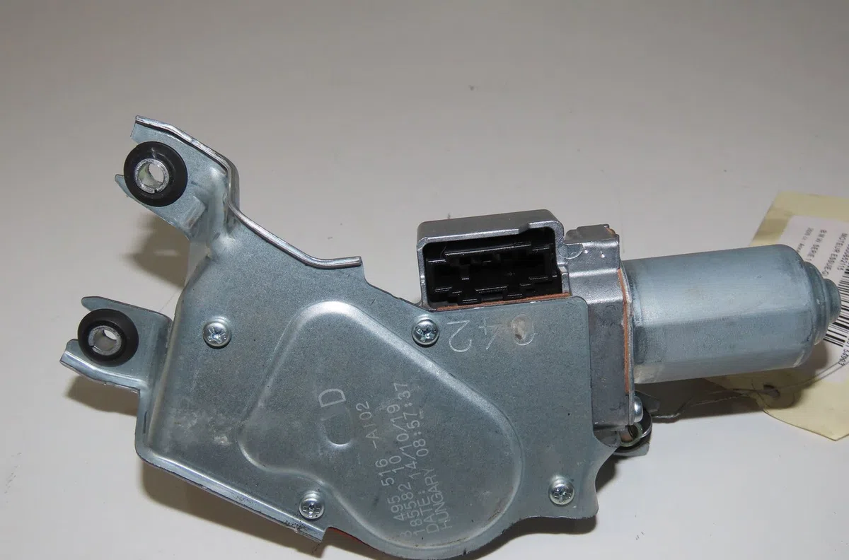 Moteur essuie-glace arrière Bmw 1 (F40) 116 d (2019) occasion