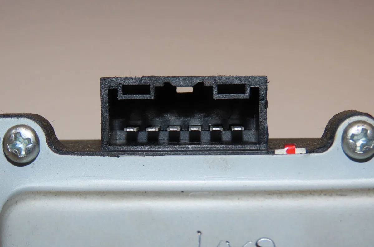 Moteur essuie-glace arrière Chevrolet CAPTIVA (C100, C140) 2.0 d 4wd (2006-2009) occasion