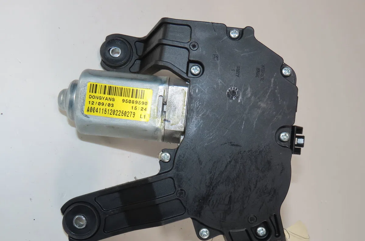 Moteur essuie-glace arrière Chevrolet CRUZE Station Wagon (J308) 2.0 td (2012) occasion