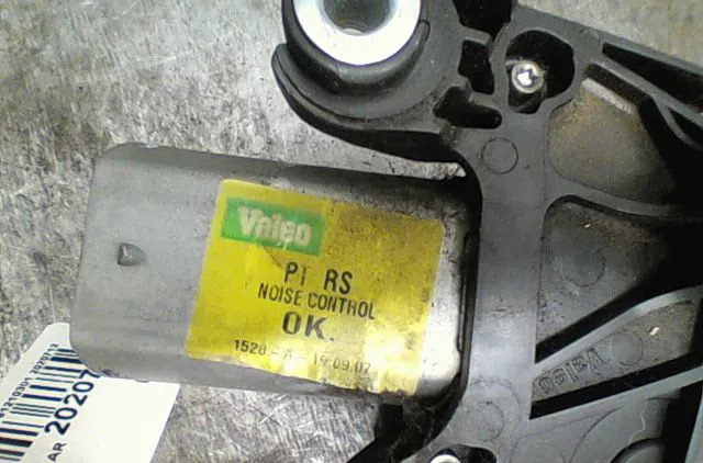 Moteur essuie-glace arrière Chrysler VOYAGER IV (RG, RS) 2.8 crd (2004-2008) occasion