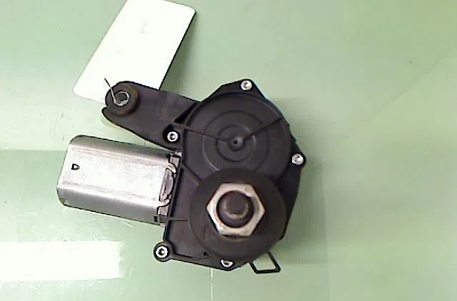 Moteur essuie-glace arrière CITROEN C1 I occasion