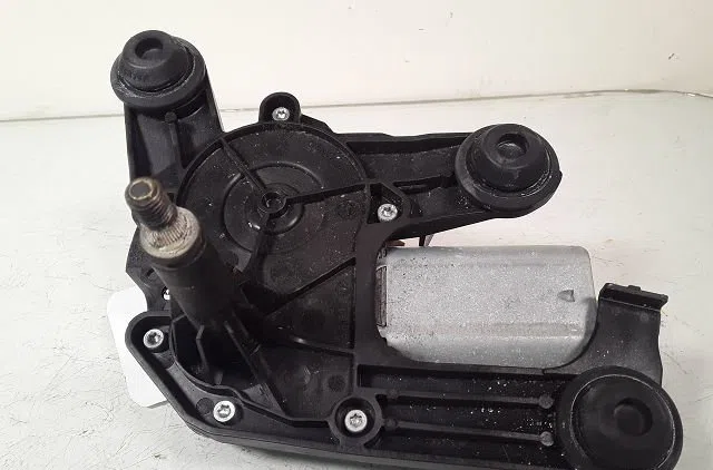 Moteur essuie-glace arrière CITROEN C3 1.1I 2012 occasion