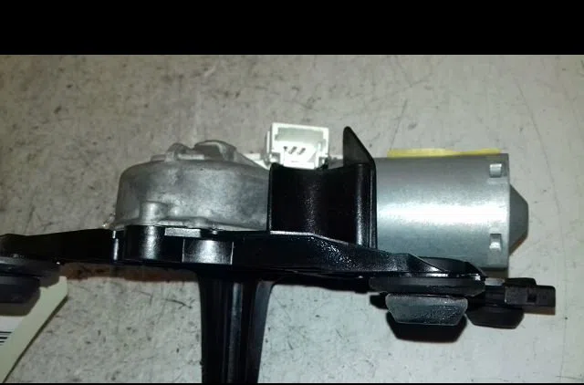 Moteur essuie-glace arrière Citroën C3 II (SC_) 1.4 vti 95 (2009) occasion