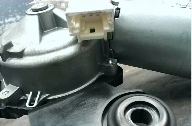 Moteur essuie-glace arrière Citroën C4 Coupé (LA_) 1.6 hdi (2004-2011) occasion