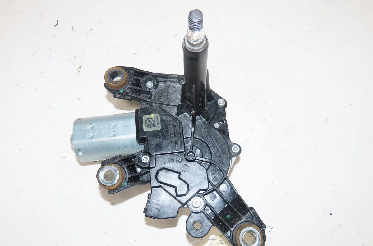 Moteur essuie-glace arrière Dacia DUSTER (HS_) 1.5 dci (2010-2018) occasion