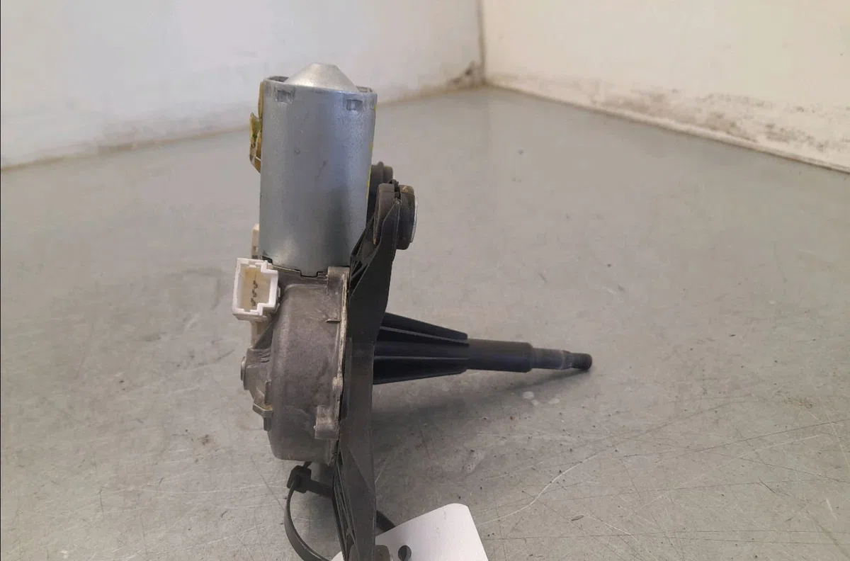 Moteur essuie-glace arrière Dacia DUSTER (HS_) 1.6 sce 115 (2015-2018) occasion