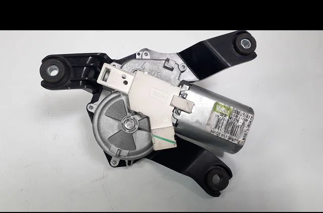 Moteur essuie-glace arrière Dacia LOGAN MCV (KS_) 1.5 dci (ks04) (2010-2013) occasion