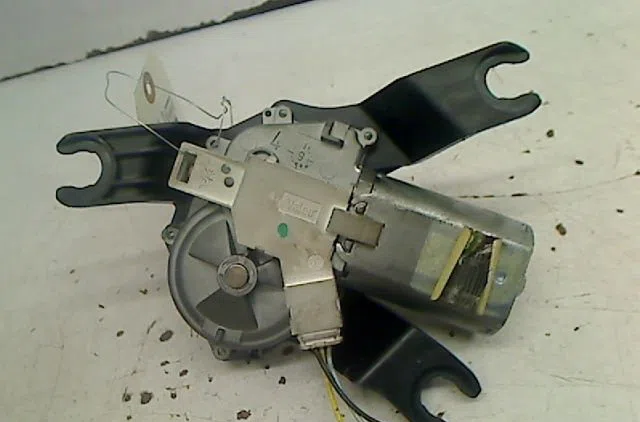 Moteur essuie-glace arrière Dacia LOGAN MCV (KS_) 1.5 dci (ks0w) (2007-2012) 5 portes occasion