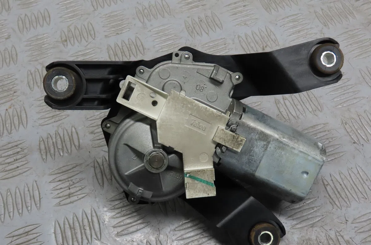 Moteur essuie-glace arrière Dacia LOGAN MCV (KS_) 1.5 dci (ks0w) (2007-2012) 5 portes occasion
