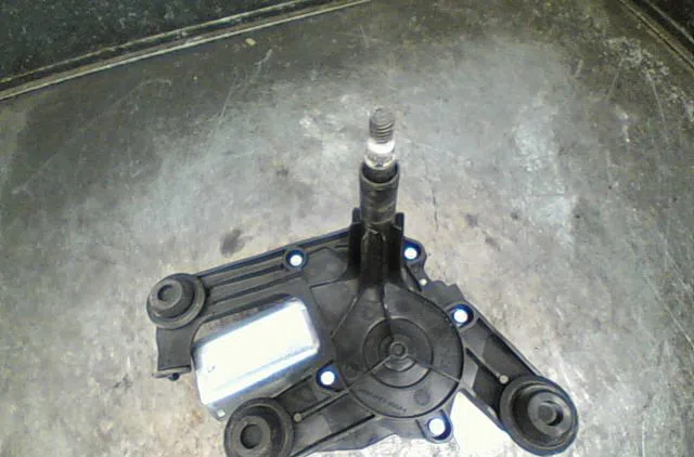 Moteur essuie-glace arrière Ds DS 3 (SA_) 1.6 bluehdi 120 (2015-2019) occasion