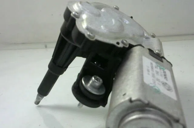 Moteur essuie-glace arrière Fiat PANDA (169_) 1.2 (169axf2a, 169axf1a) (2010-2013) occasion