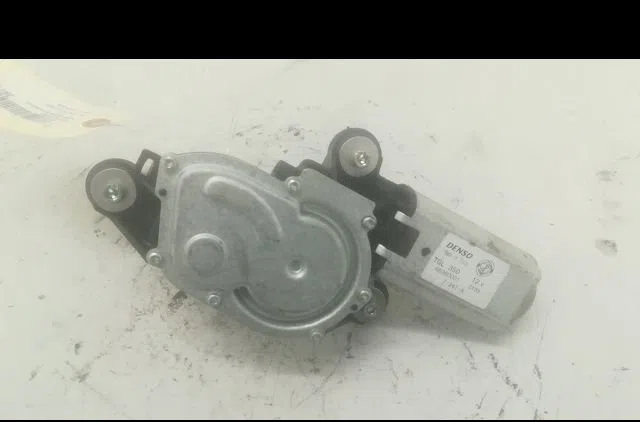 Moteur essuie-glace arrière Fiat PUNTO (188_) 1.2 60 (188.030, .050, .130, .150, .230, .250) (1999-2010) occasion