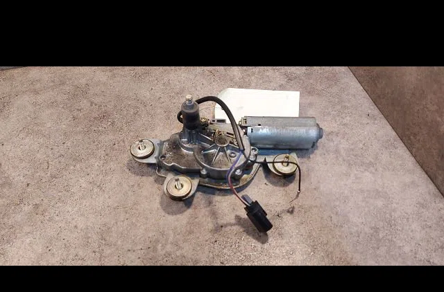 Moteur essuie-glace arrière Ford ESCORT VI (GAL, AAL, ABL) 1.8 td (1995-1998) occasion
