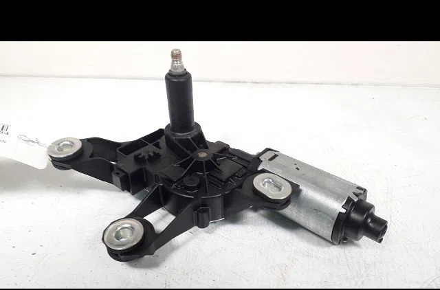 Moteur essuie-glace arrière Ford FIESTA V (JH_, JD_) 1.6 16v (2001-2008) occasion