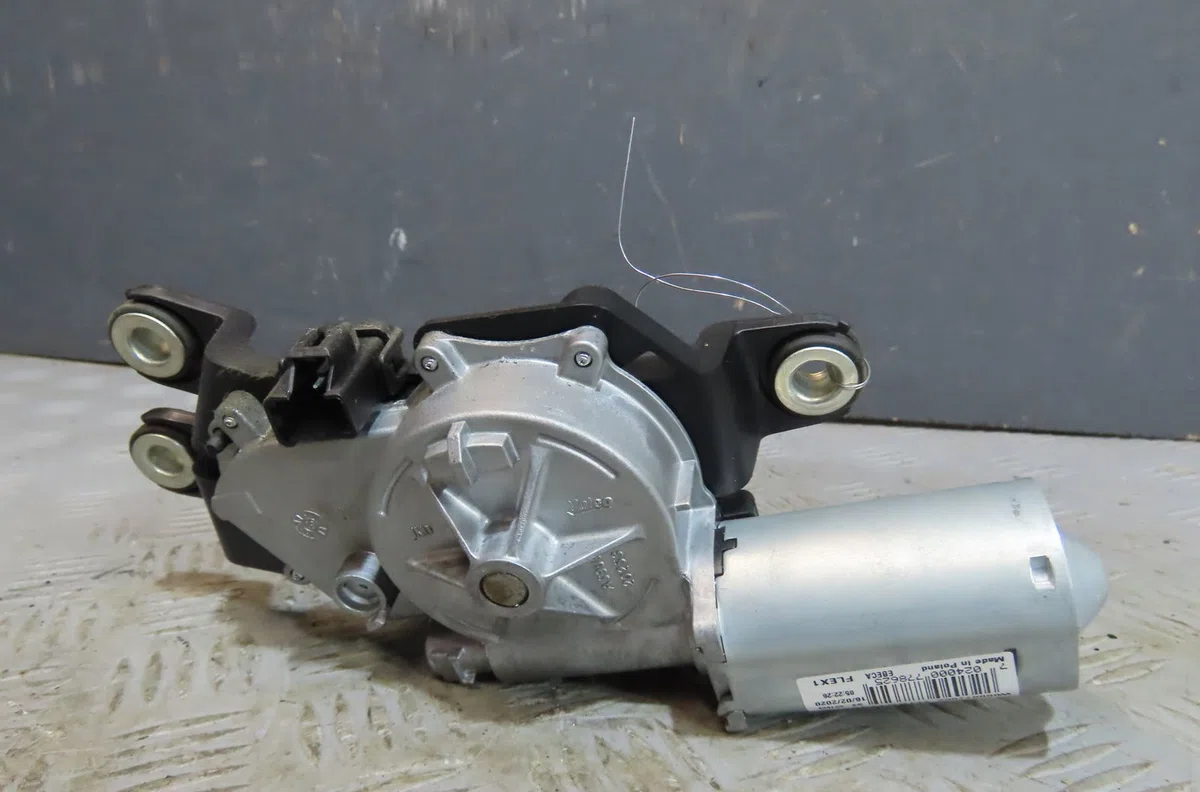 Moteur essuie-glace arrière Ford FIESTA VII (HJ, HF) 1.5 tdci active (2018) occasion
