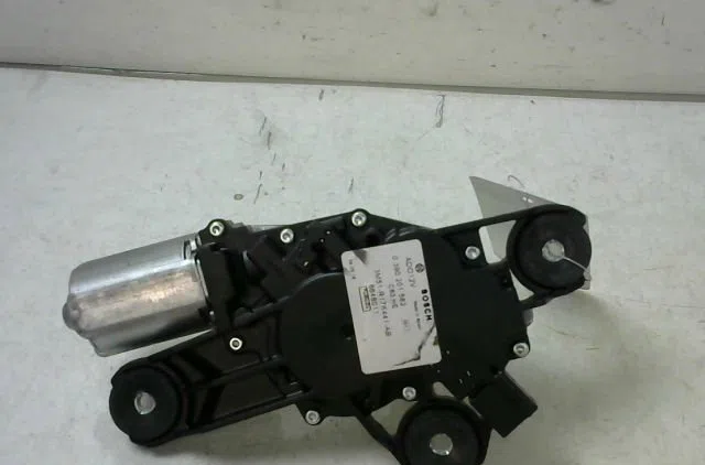 Moteur essuie-glace arrière Ford FOCUS C-MAX (DM2) 1.6 tdci (2003-2007) occasion