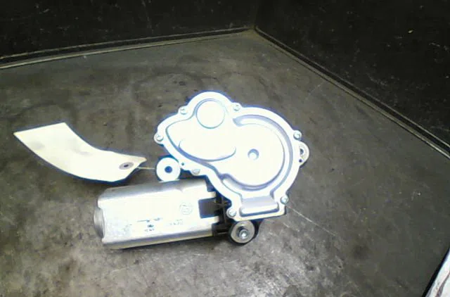 Moteur essuie-glace arrière Ford KA (RU8) 1.3 tdci (2008-2016) occasion