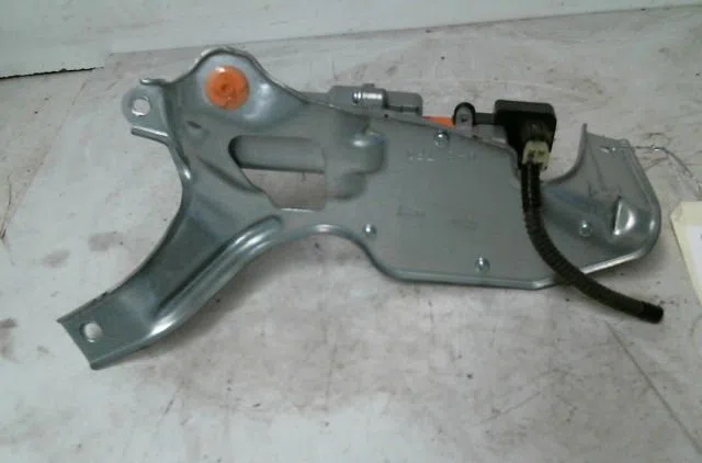 Moteur essuie-glace arrière Honda JAZZ III (GE_, GG_, GP_, ZA_) 1.3 i (ge6, gg3, gg6) (2008) occasion