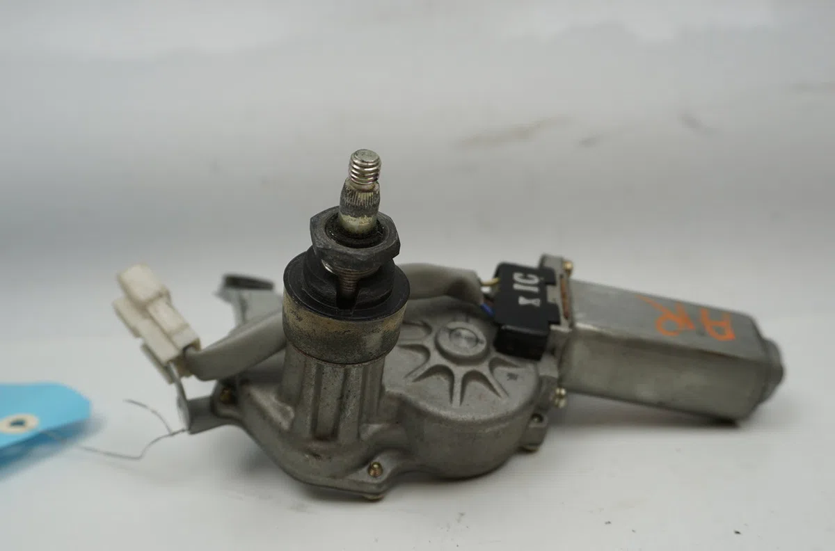 Moteur essuie-glace arrière Hyundai GETZ (TB) 1.1 (2002-2005) occasion