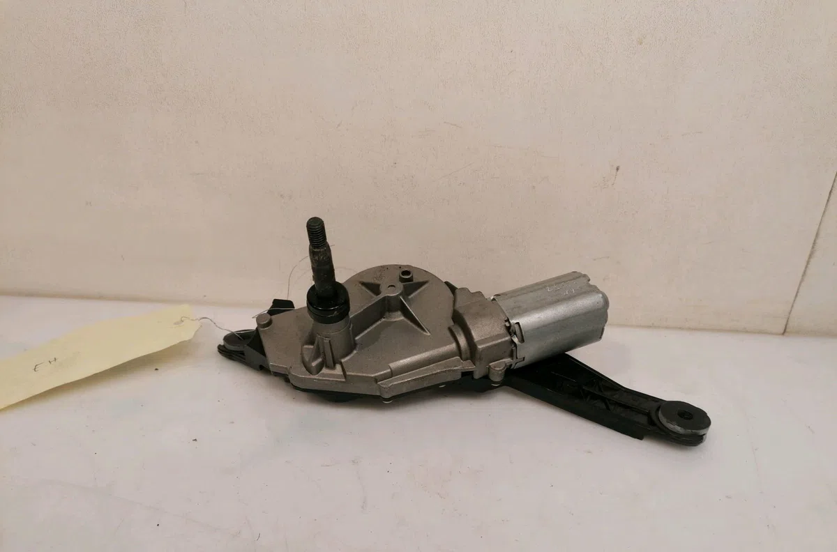 Moteur essuie-glace arrière Hyundai I10 I (PA) 1.1 (2011-2013) occasion