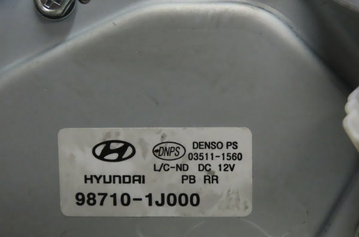 Moteur essuie-glace arrière HYUNDAI I20 2011 occasion