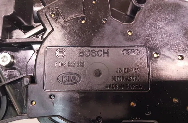 Moteur essuie-glace arrière Kia CEE'D (JD) 1.6 crdi 128 (2012-2018) occasion