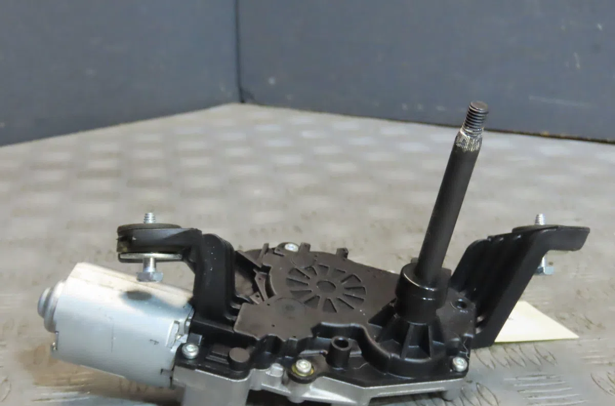 Moteur essuie-glace arrière KIA PICANTO occasion
