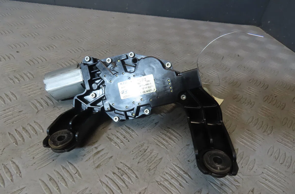 Moteur essuie-glace arrière Kia PRO CEE'D (ED) 1.6 crdi 90 (2008-2012) occasion