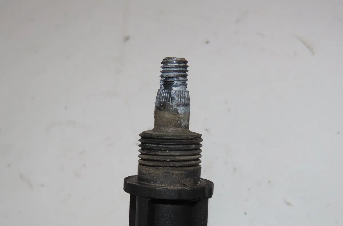Moteur essuie-glace arrière Land rover DISCOVERY II (L318) 2.5 td5 4x4 (1998-2004) 5 portes occasion