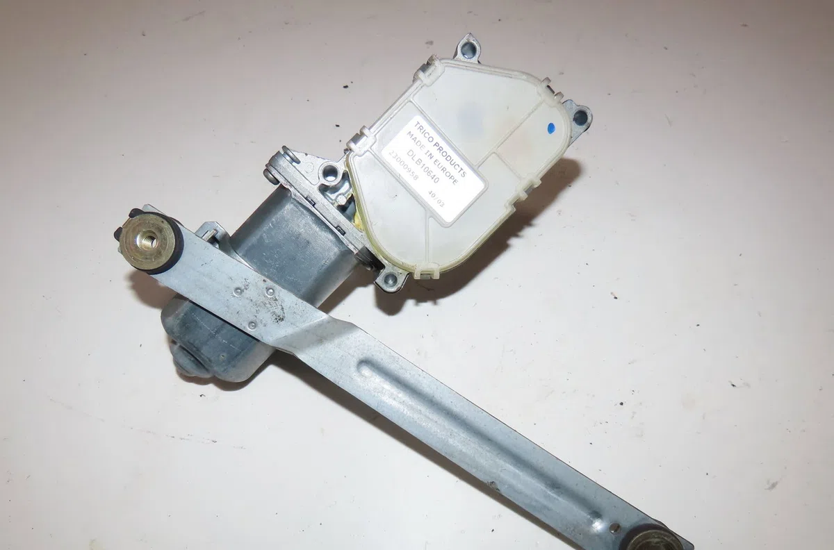 Moteur essuie-glace arrière Land rover DISCOVERY II (L318) 2.5 td5 4x4 (1998-2004) 5 portes occasion