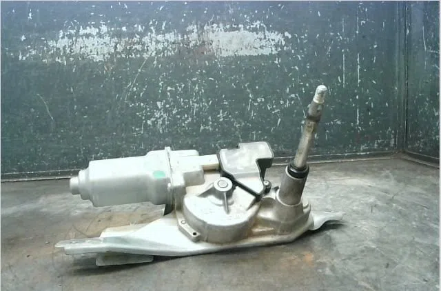 Moteur essuie-glace arrière Mazda 2 (DE_, DH_) 1.4 mzr-cd (2008-2015) occasion